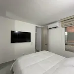 Comodidad Costera Apto Totalmente Equipado en el Norte de Cartagena Crypto Friendly