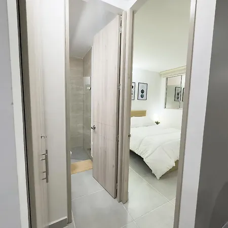 Comodidad Costera Apto Totalmente Equipado En El Norte De Crypto Friendly