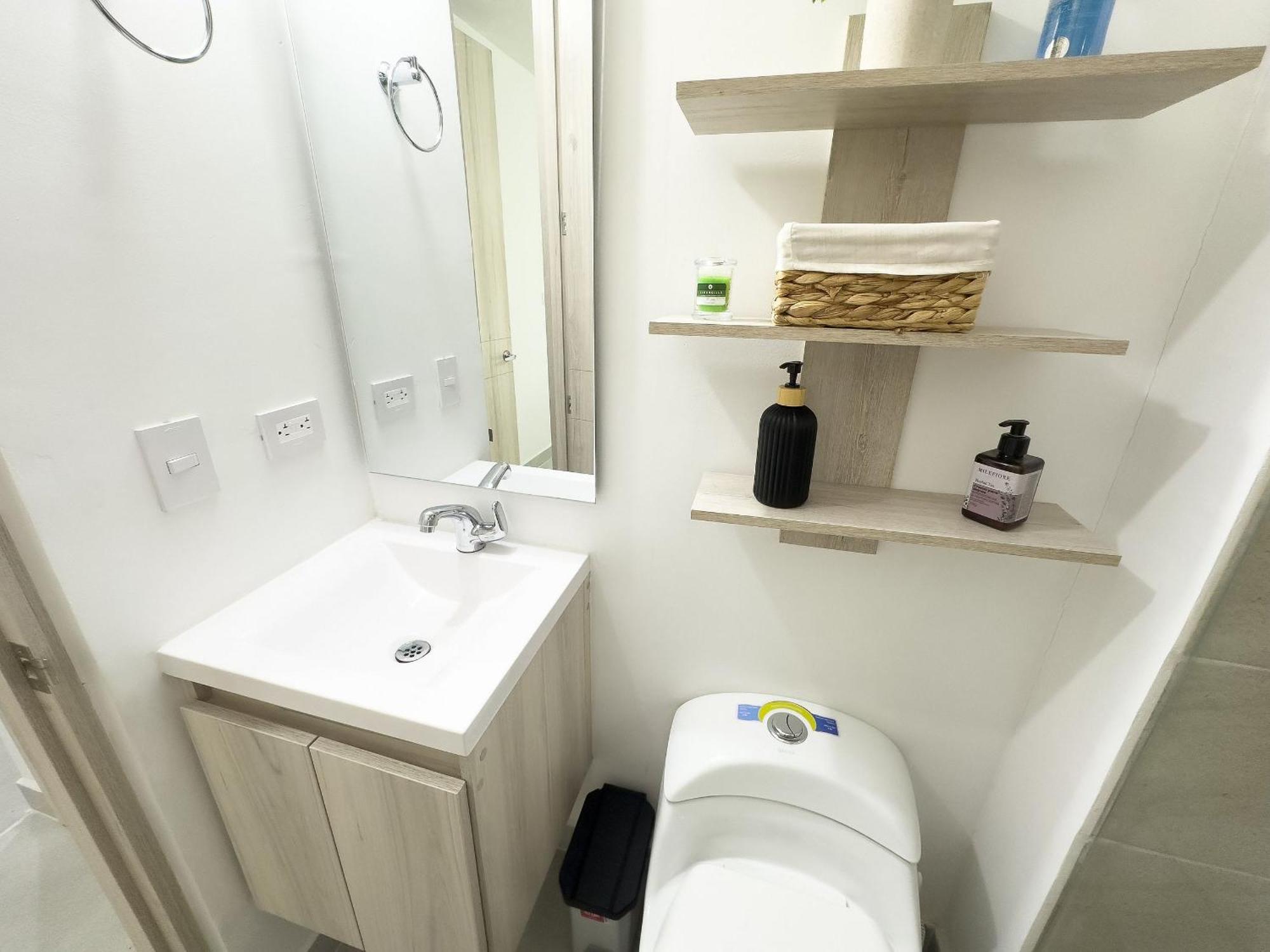 Comodidad Costera Apto Totalmente Equipado En El Norte De Crypto Friendly Cartagena